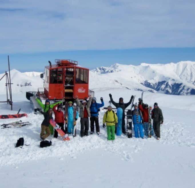 PROGRAMME - Snowboard freeride MACÉDOINE JONES1