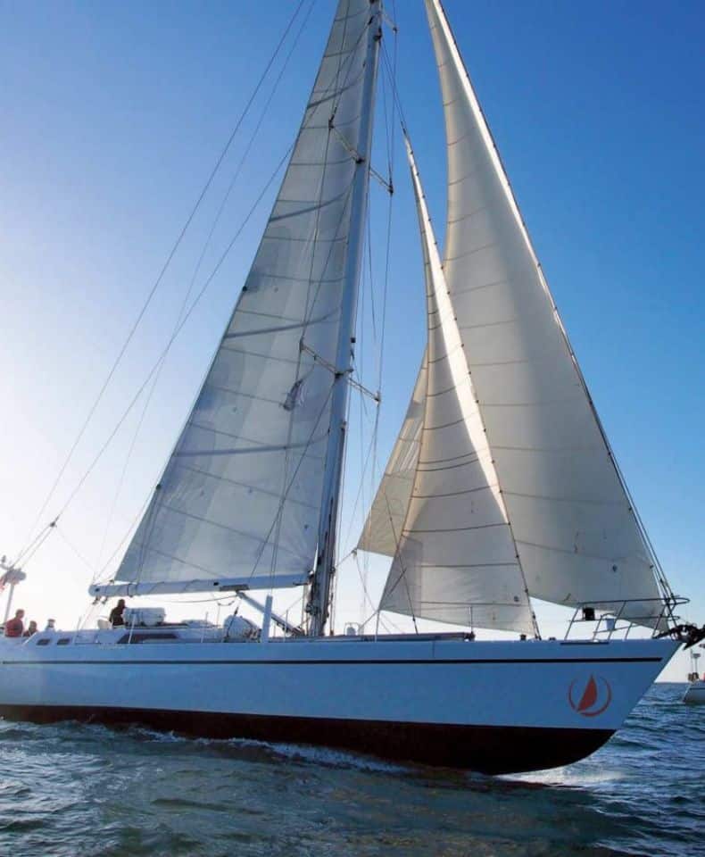 TOP X - Sailing boat Antilles MUSTO