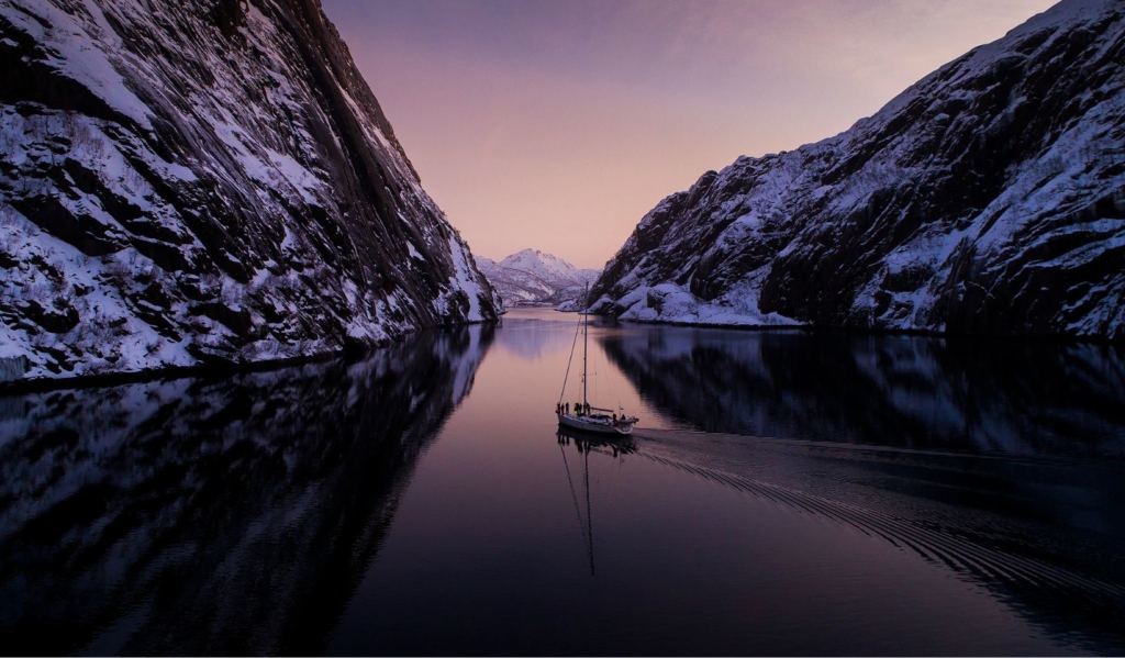 Top voilier sail ski norvège fjords alpes de lyngen